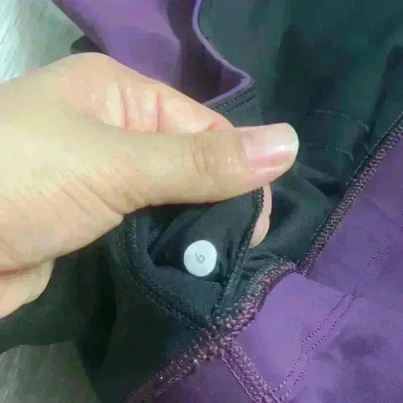 Lululemon Double Tap Bra II size 6
Darkest Magenta - Picture 12 of 12